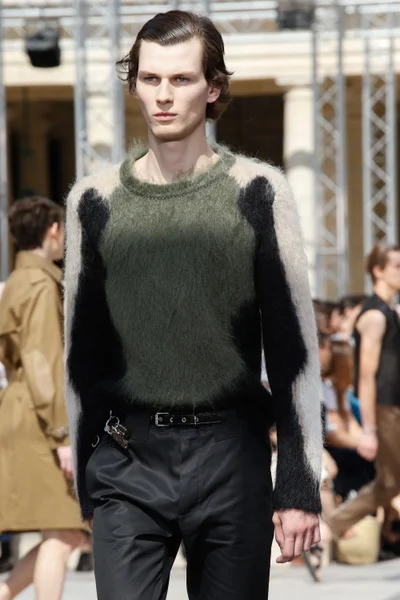 Look 81